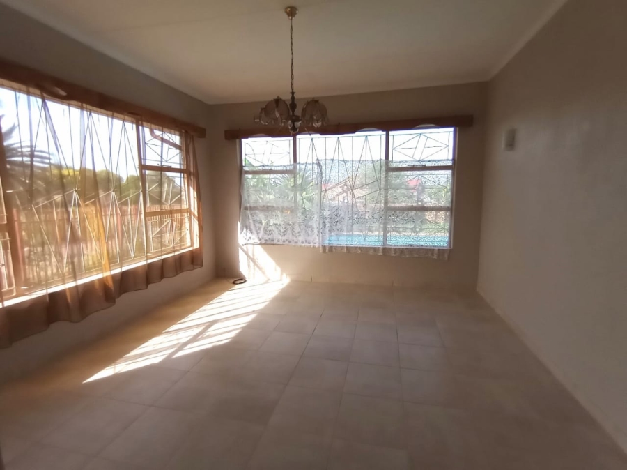 4 Bedroom Property for Sale in Parys Free State